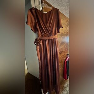 Rosy brown bridesmaid dress, only worn once. Size Large. Very flowy and comfy